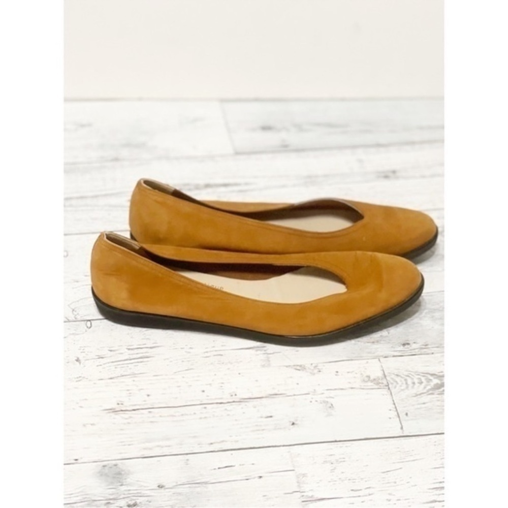 Salvatore Ferragamo Camel Color Suede Flats Sz 7.5 - Picture 3 of 7